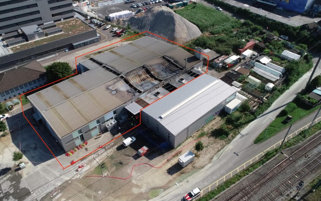 Ersatzbau Industrie&shy;gebäude